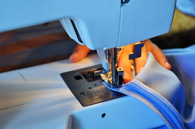 How To Sew Fleece On a Machine?